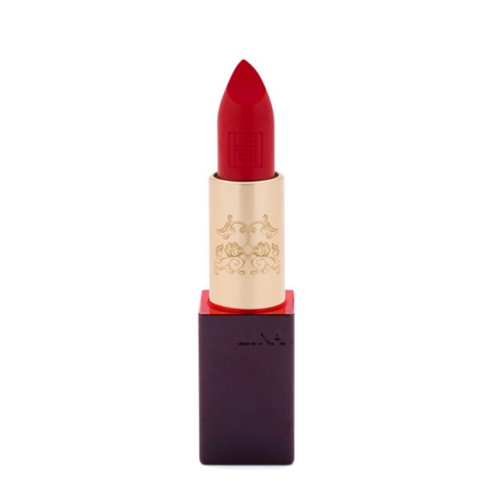 LINA CHOO Velvet Matte Lipstick 💄